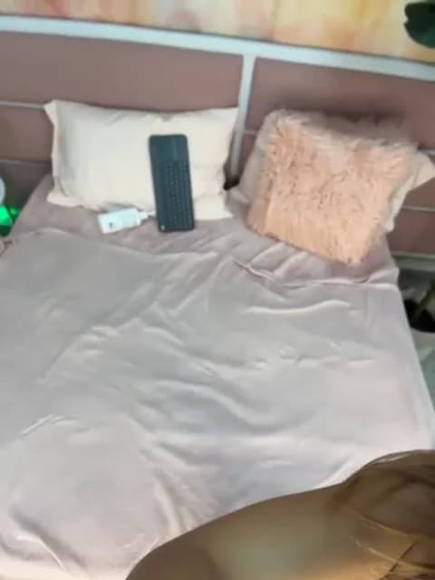 Stream AngelBlushXXX Live - 32 min | Apr 15, 2026 01:02