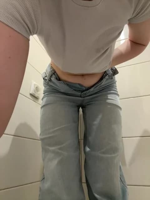 Stream Cumonmme Live - 51 min | Jan 13, 2026 23:43