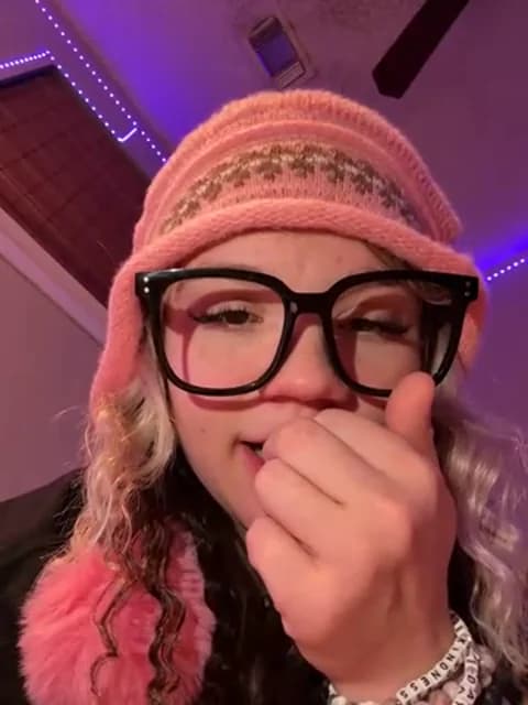 Stream Cutiepiespanks Live - 49 min | Jan 20, 2026 02:33