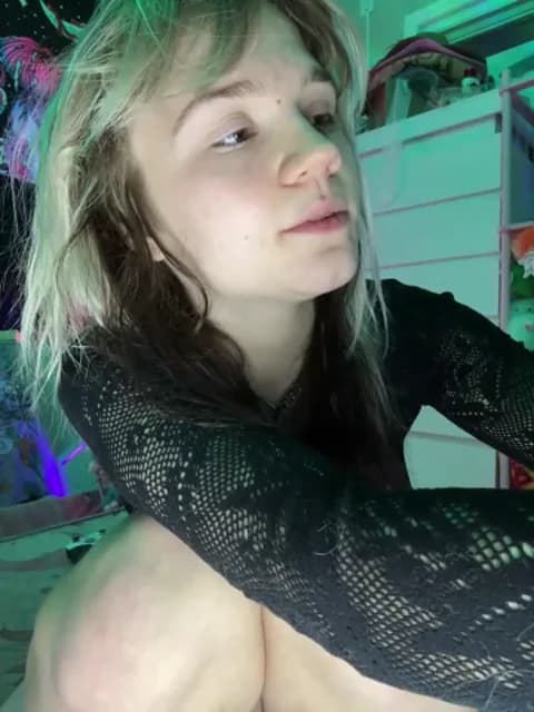 Stream Cutiepiespanks Live - 30 min | Mar 11, 2026 04:31