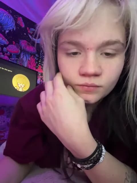 Stream Cutiepiespanks Live - 35 min | Apr 29, 2026 07:14