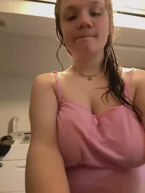 Stream Cutiepiespanks Live - 74 min | May 31, 2026 03:01