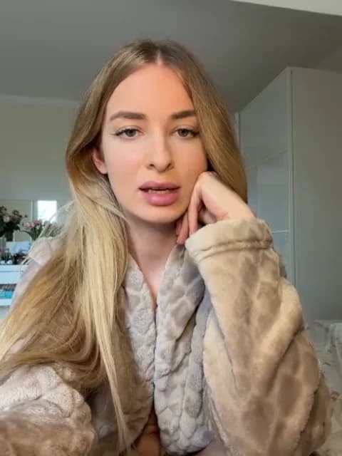 Stream EvieEvans Live - 34 min | May 12, 2026 16:07