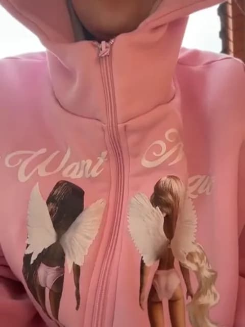 Stream HugeBoobsAlice Live - 40 min | Apr 23, 2026 11:08