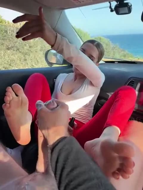 Stream Nicoleevien Live - 34 min | Feb 21, 2026 13:49