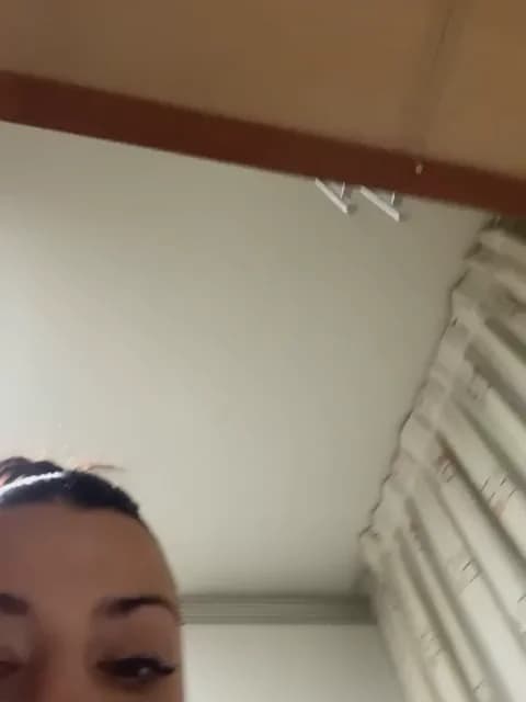 Stream Noeliagglow Live - 56 min | Jan 17, 2026 24:55