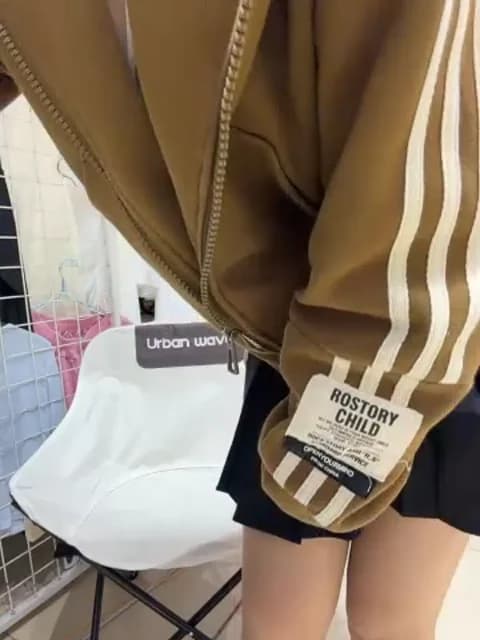 Stream Selenaaaaa- Live - 81 min | Mar 16, 2026 10:46