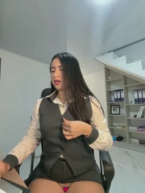 Stream VAL_PRINCESS Live - 35 min | Apr 17, 2026 04:04