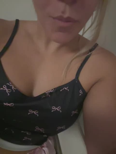 Stream VenClea Live - 42 min | May 31, 2026 23:34
