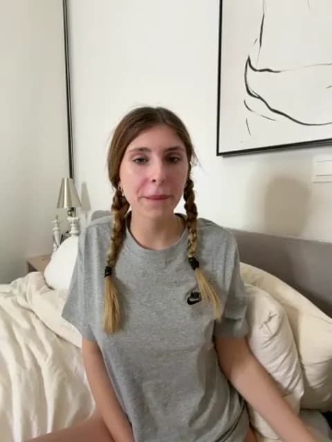 Stream emma05 Live - 30 min | Mar 11, 2026 20:16