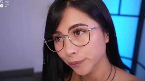 Stream gigi_ulala Live - 102 min | Jan 19, 2026 23:53