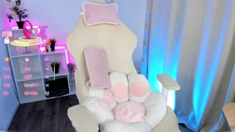 Stream living_doll Live - 66 min | Mar 10, 2026 01:46