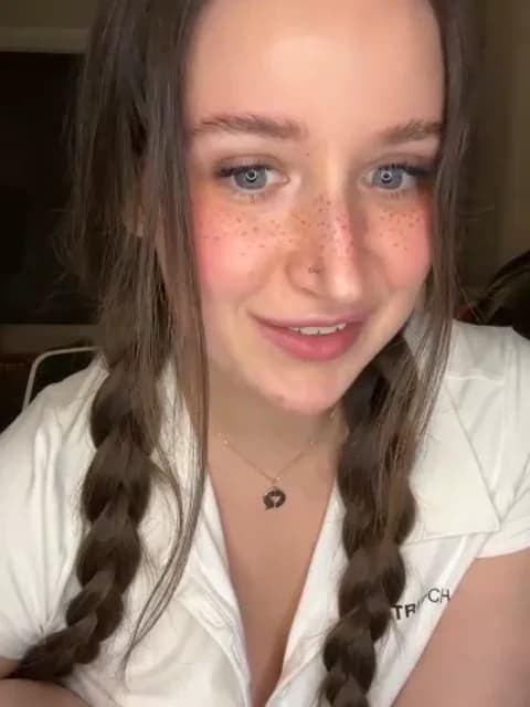 Stream nerdynina Live - 34 min | Mar 8, 2026 04:16