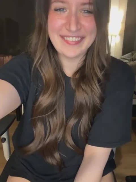 Stream nerdynina Live - 57 min | May 7, 2026 05:07