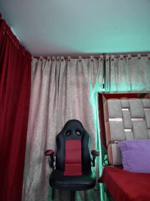 Stream serena_willow Live - 120 min | Jan 19, 2026 13:27