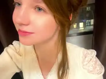 Kira Chaturbate Model - Cam Recordings