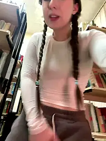 FroggyAnna Stripchat Model - Cam Recordings