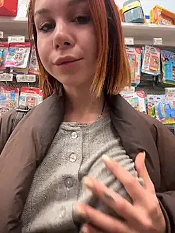 RosieSecret Stripchat Model - Cam Recordings