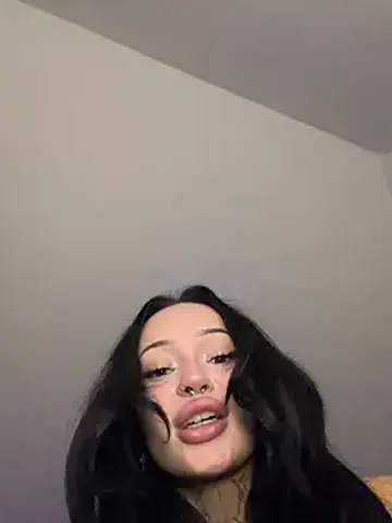 madelinexx Stripchat Model - Cam Recordings